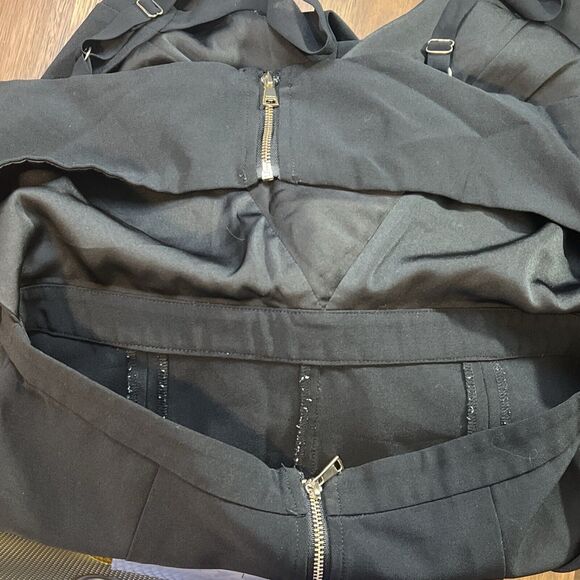 Bebe Jumpsuit Black Wide Split Leg V-Neck Stretch Peek a boo Back Women's Size 8 - Picture 5 of 7